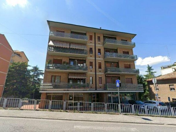 ufficio in vendita a Perugia in zona Filosofi