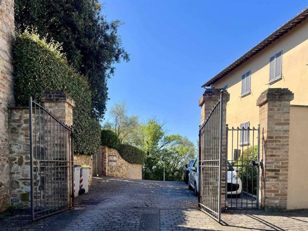 appartamento in vendita a Perugia in zona Elce