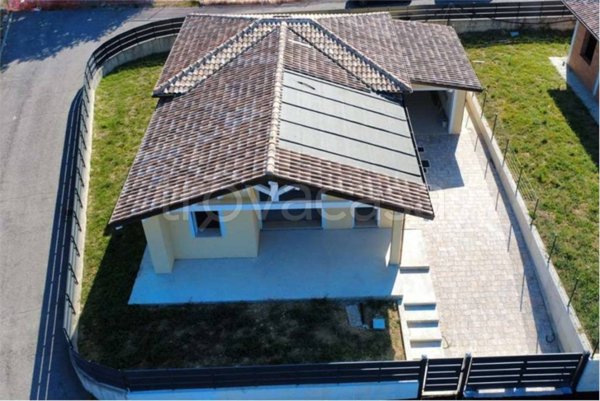 casa indipendente in vendita a Perugia in zona Prepo