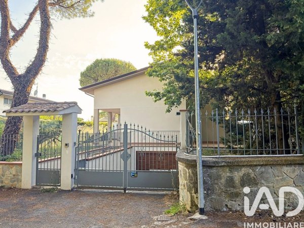 casa indipendente in vendita a Perugia in zona Montebello