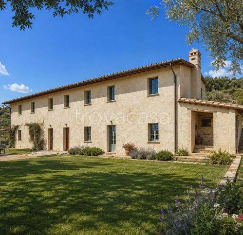 casa indipendente in vendita a Perugia in zona Santa Lucia