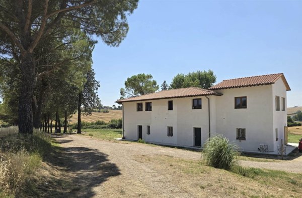 casa indipendente in vendita a Perugia in zona Pila