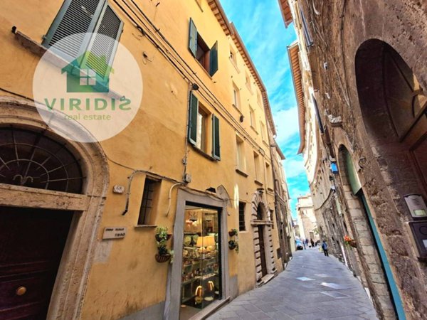 appartamento in vendita a Perugia in zona Centro Città