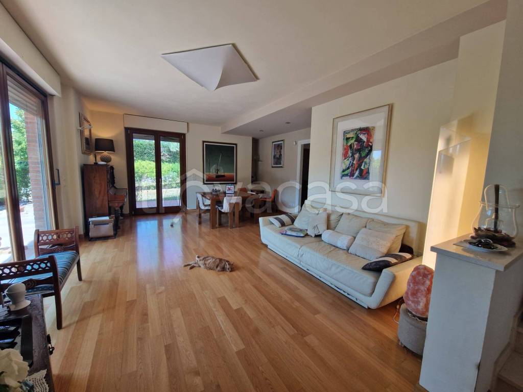 casa indipendente in vendita a Perugia in zona Cenerente