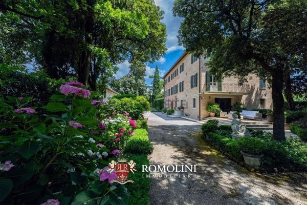 casa indipendente in vendita a Perugia in zona San Martino in Colle