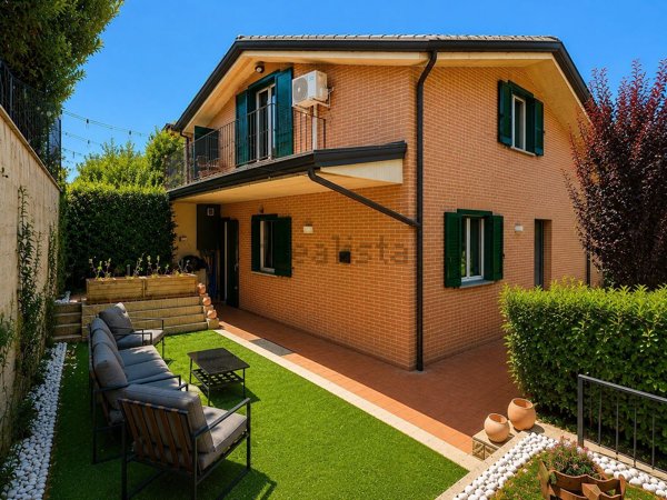 casa indipendente in vendita a Perugia in zona San Marco