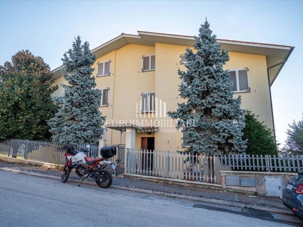 casa indipendente in vendita a Perugia in zona Casaglia