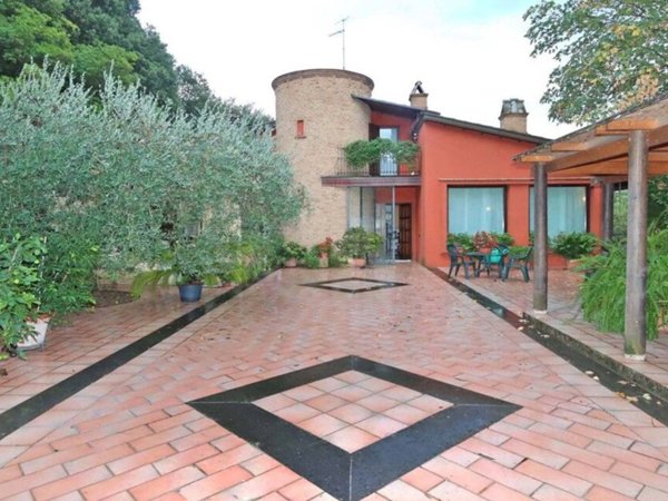 casa indipendente in vendita a Perugia in zona L'Olmo