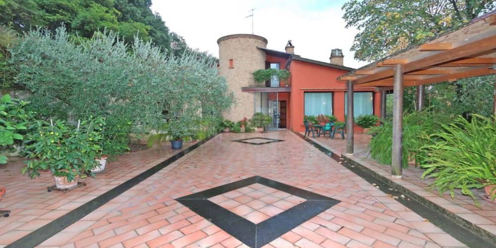 casa indipendente in vendita a Perugia