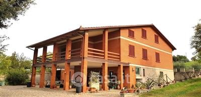 casa indipendente in vendita a Perugia in zona Pila