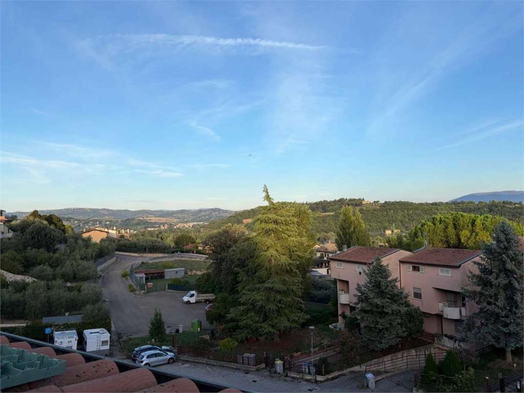 casa indipendente in vendita a Perugia in zona Ponte Felcino