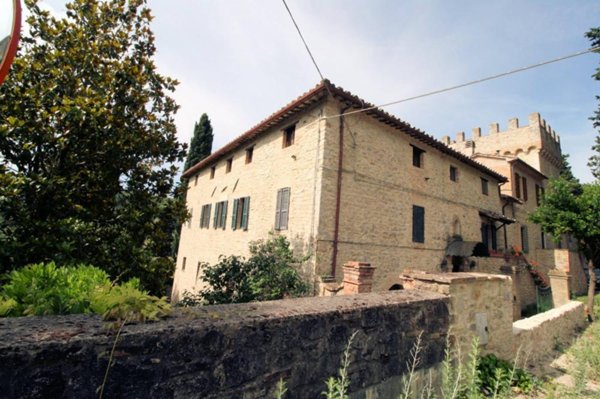 casa indipendente in vendita a Perugia in zona Colle Umberto I