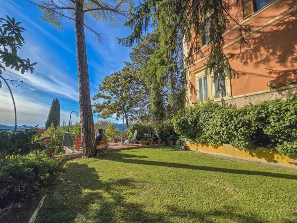 appartamento in vendita a Perugia in zona Centro Città