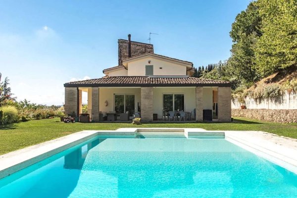 casa indipendente in vendita a Perugia in zona Filosofi