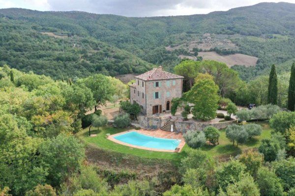 casa indipendente in vendita a Perugia in zona Centro Città