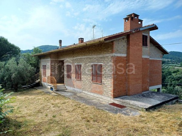 casa indipendente in vendita a Piegaro in zona Pietrafitta