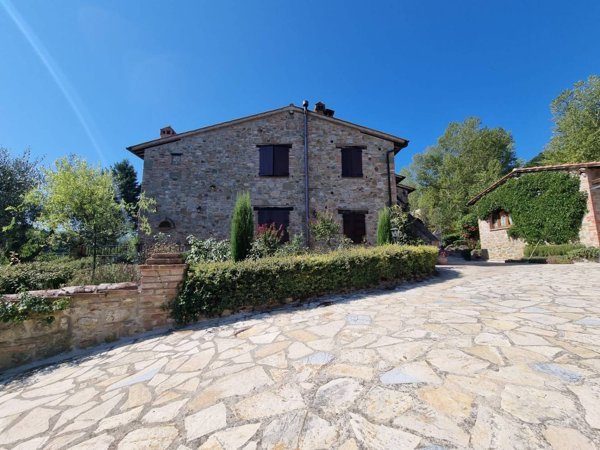 casa indipendente in vendita a Piegaro