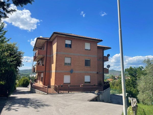 appartamento in vendita a Piegaro in zona Pietrafitta