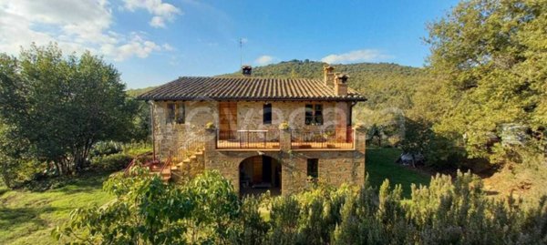 casa indipendente in vendita a Piegaro