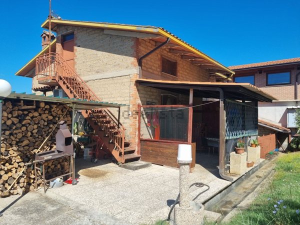 casa indipendente in vendita a Piegaro in zona Pietrafitta