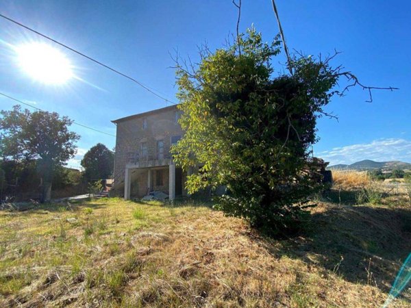 casa indipendente in vendita a Piegaro in zona Oro