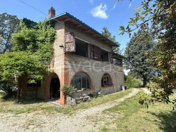 casa indipendente in vendita a Piegaro