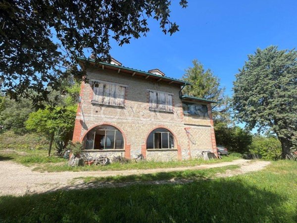 casa indipendente in vendita a Piegaro