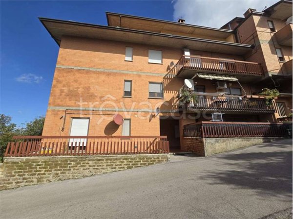 appartamento in vendita a Piegaro in zona Pietrafitta