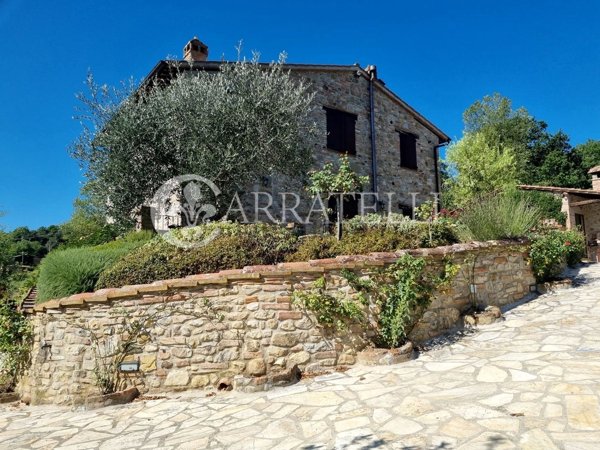 casale in vendita a Piegaro