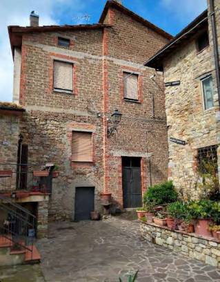 casa indipendente in vendita a Piegaro