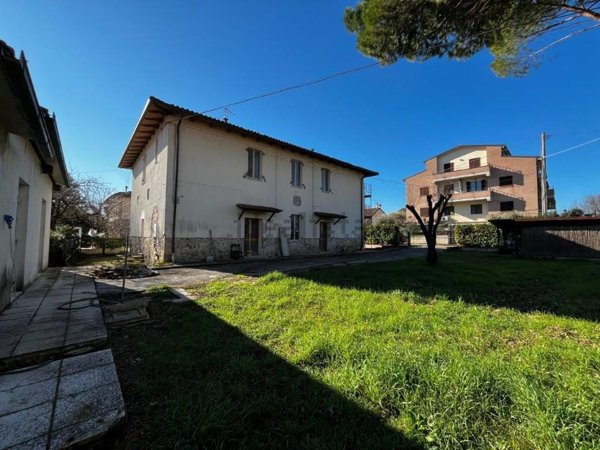 casa indipendente in vendita a Piegaro