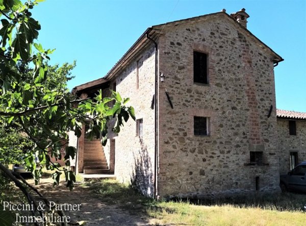 casa indipendente in vendita a Piegaro