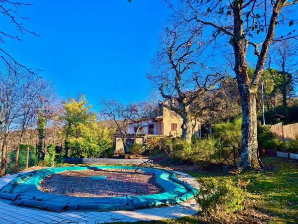 casa indipendente in vendita a Piegaro