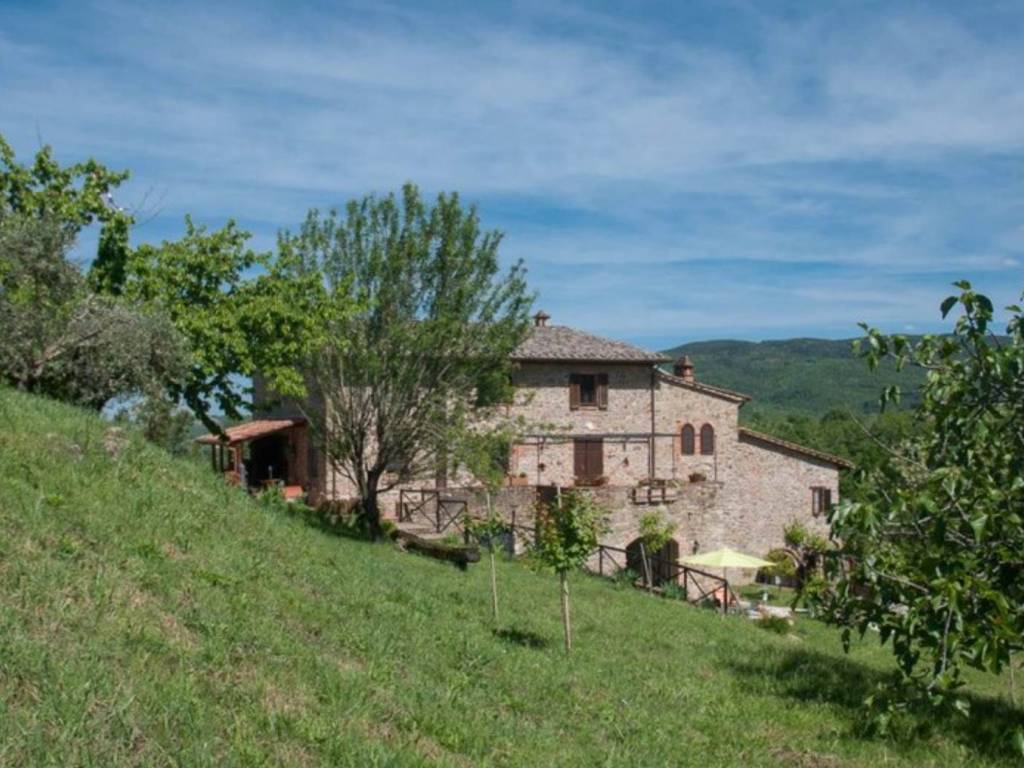 casa indipendente in vendita a Piegaro