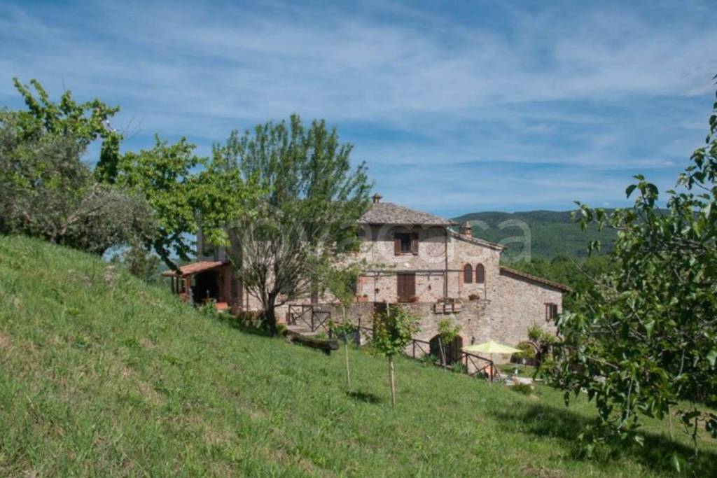 casa indipendente in vendita a Piegaro