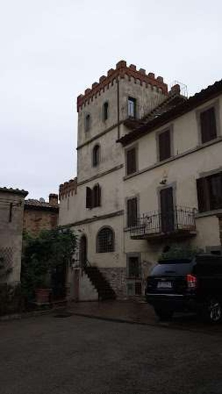 intera palazzina in vendita a Piegaro in zona Macereto