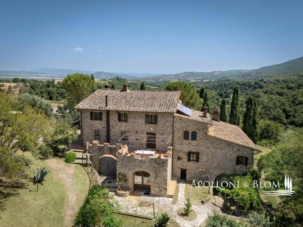 intera palazzina in vendita a Piegaro