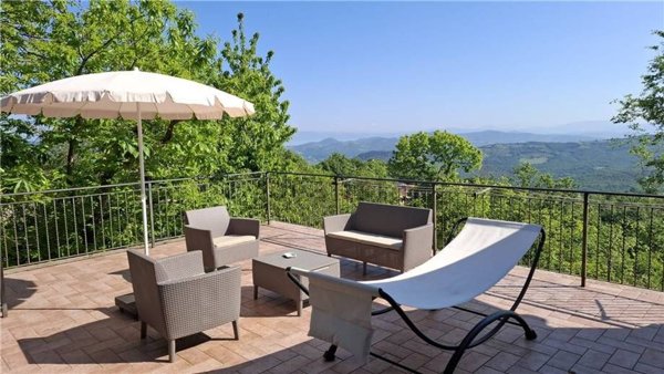 casa indipendente in vendita a Piegaro in zona Pratalenza