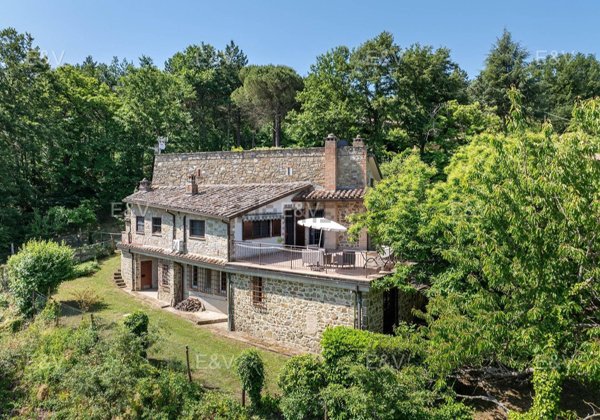 casale in vendita a Piegaro