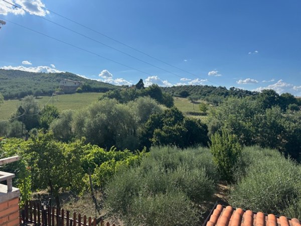 casa indipendente in vendita a Piegaro in zona Castiglion Fosco