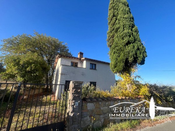 casa indipendente in vendita a Piegaro
