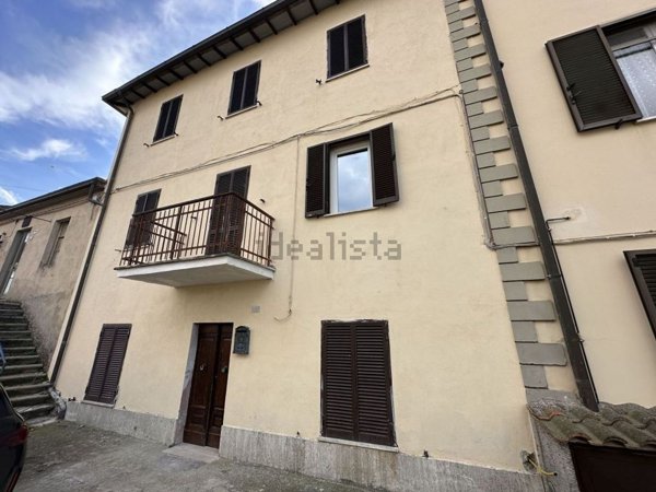 casa indipendente in vendita a Piegaro