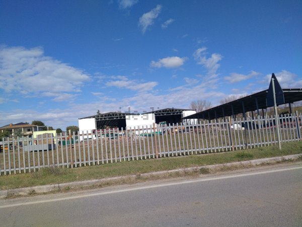 capannone in vendita a Piegaro in zona Pietrafitta