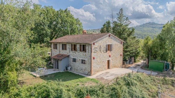 casale in vendita a Piegaro