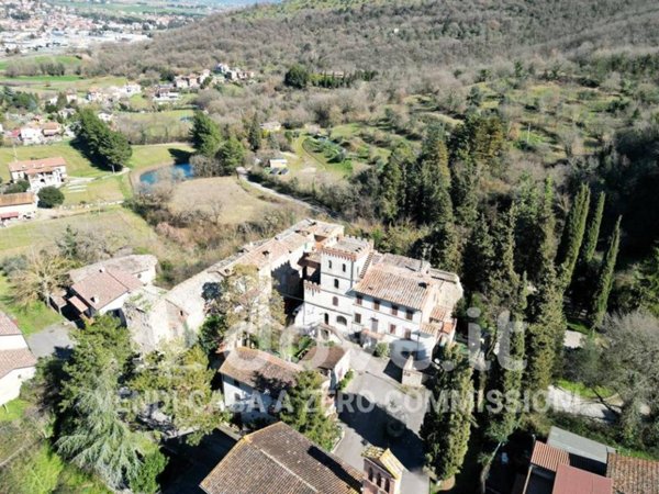 intera palazzina in vendita a Piegaro in zona Macereto