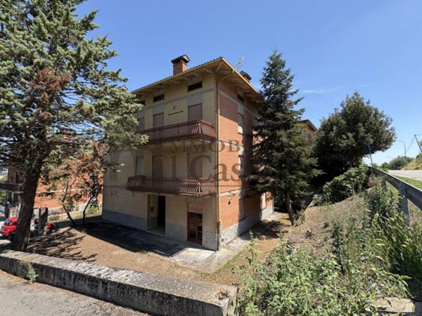 casa indipendente in vendita a Piegaro in zona Pietrafitta