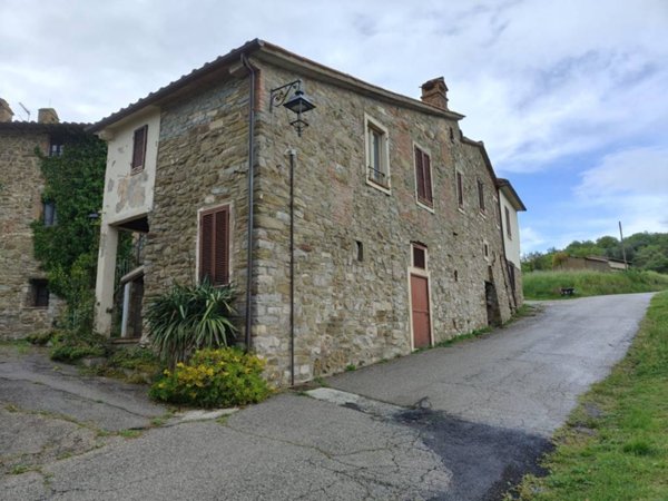 casa indipendente in vendita a Piegaro