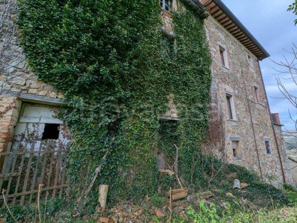 casa indipendente in vendita a Piegaro in zona Pietrafitta