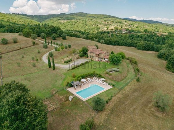 casale in vendita a Piegaro