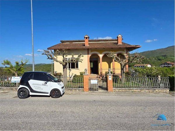 casa indipendente in vendita a Piegaro